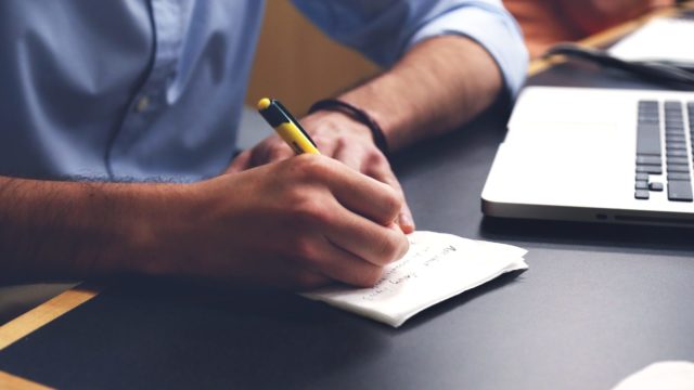 Rédiger un CV de développeur web